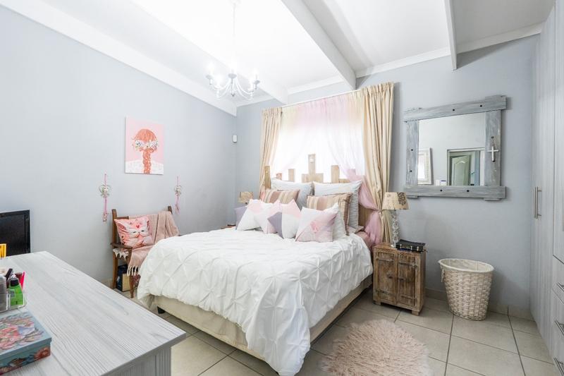 3 Bedroom Property for Sale in Island View Western Cape
